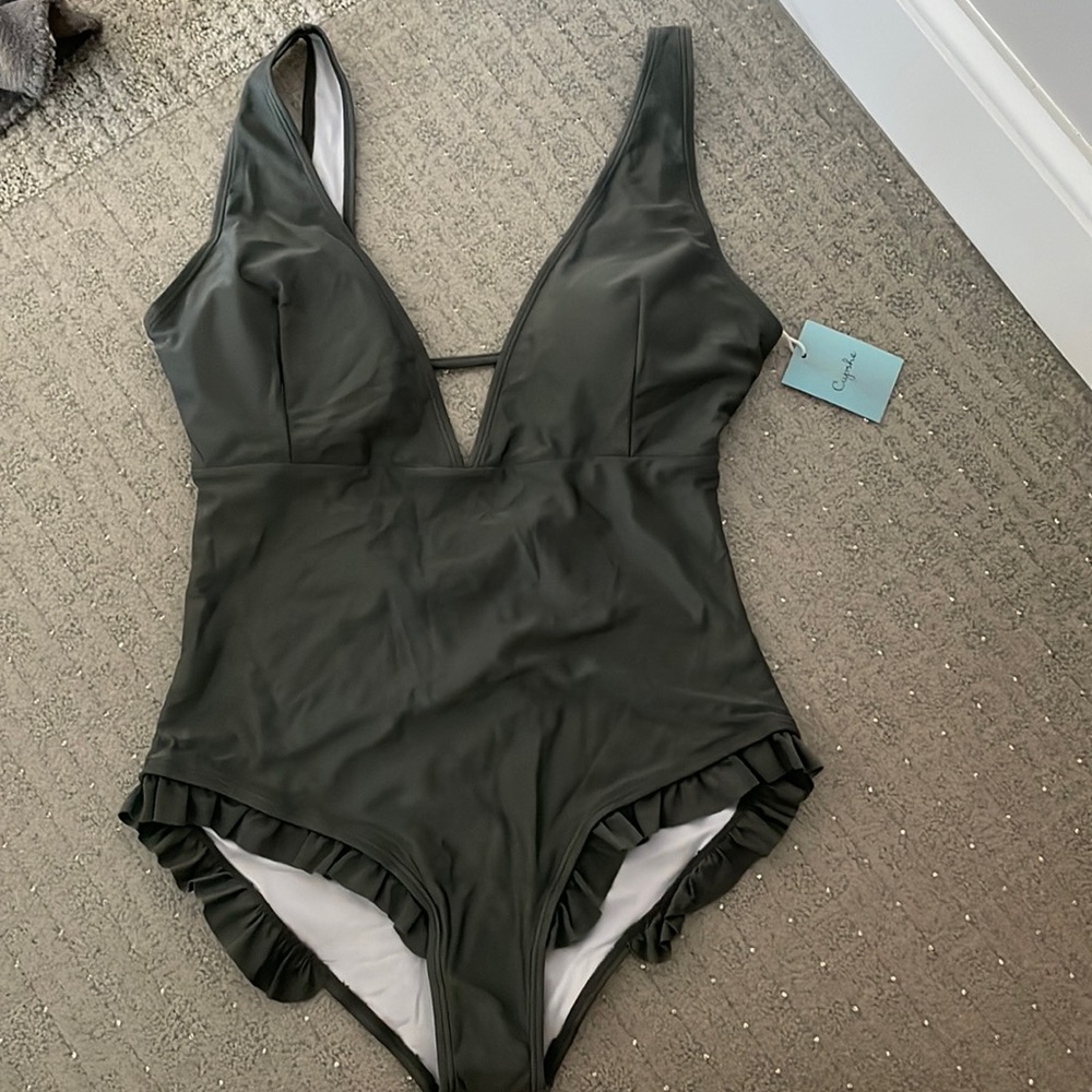 Cupshe One Piece Bathing Suit, Grey NWT, Large